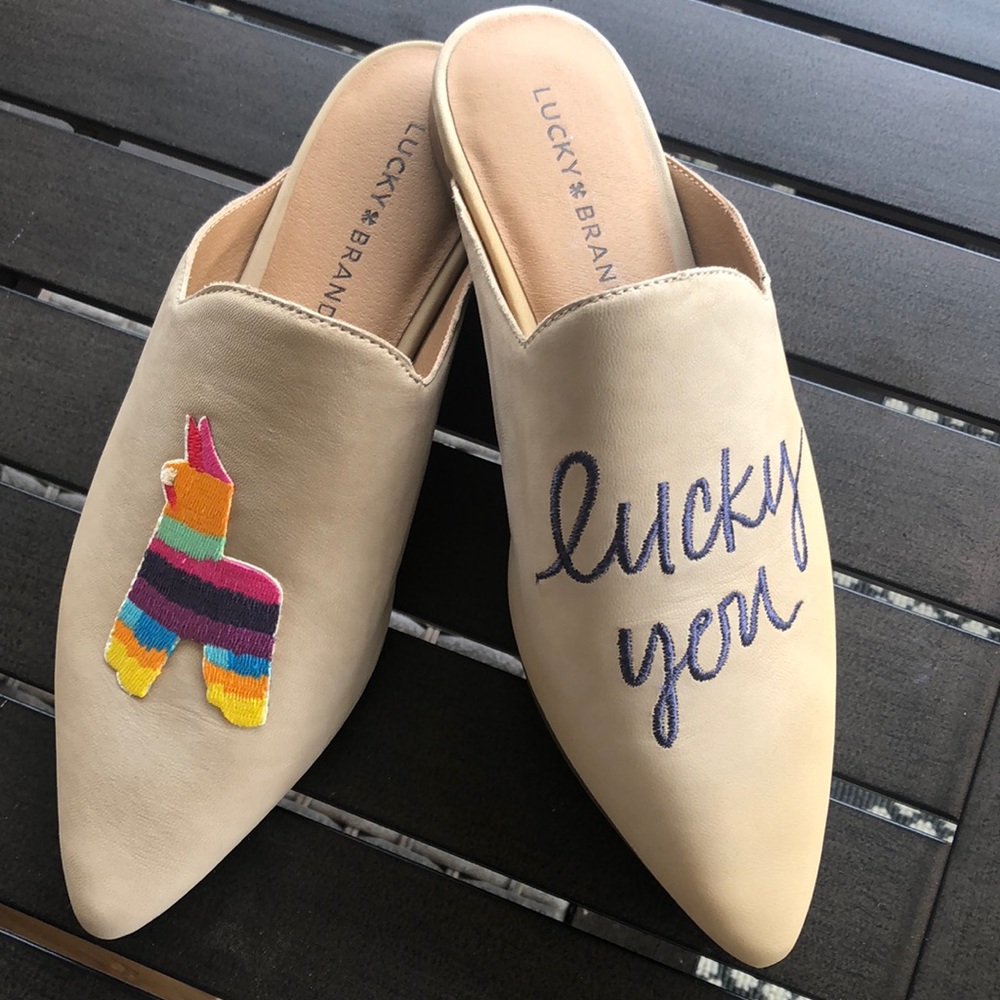 New Lucky Brand Llama “Lucky You” Mules - Picture 2 of 6